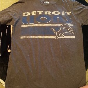 Detroit Lions Tee ☮️ BUY 2 GET 1 FREE